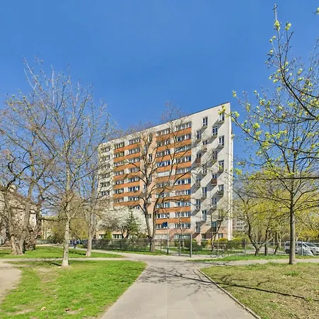 Stylish And Bright Pet-friendly By Renters *